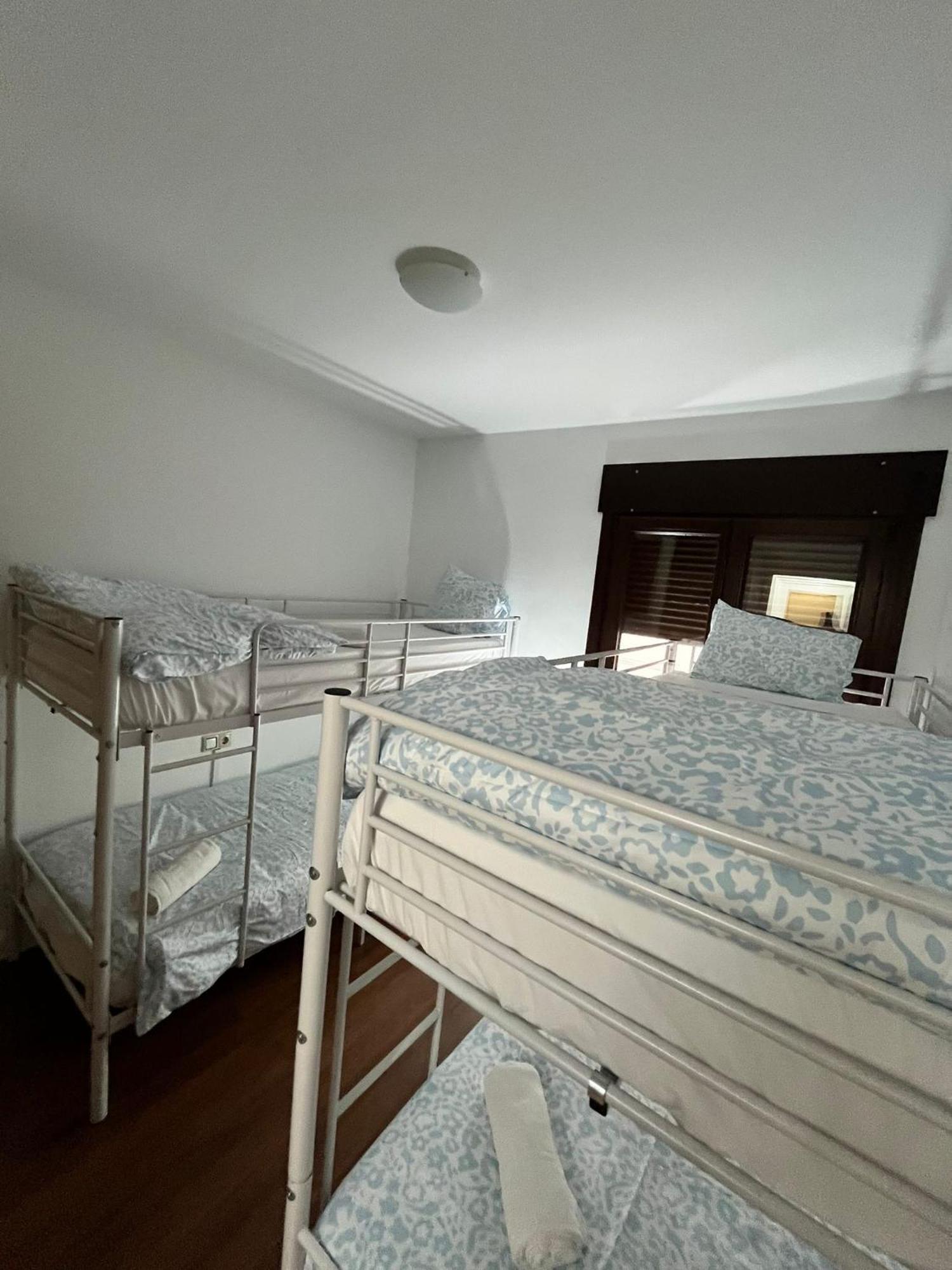 El Torcal Luxury Apartment With Free Parking มาลากา ภายนอก รูปภาพ