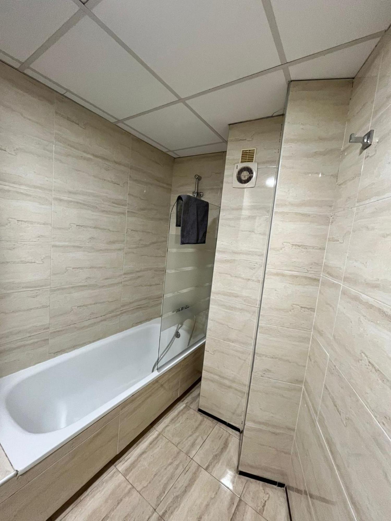 El Torcal Luxury Apartment With Free Parking มาลากา ภายนอก รูปภาพ