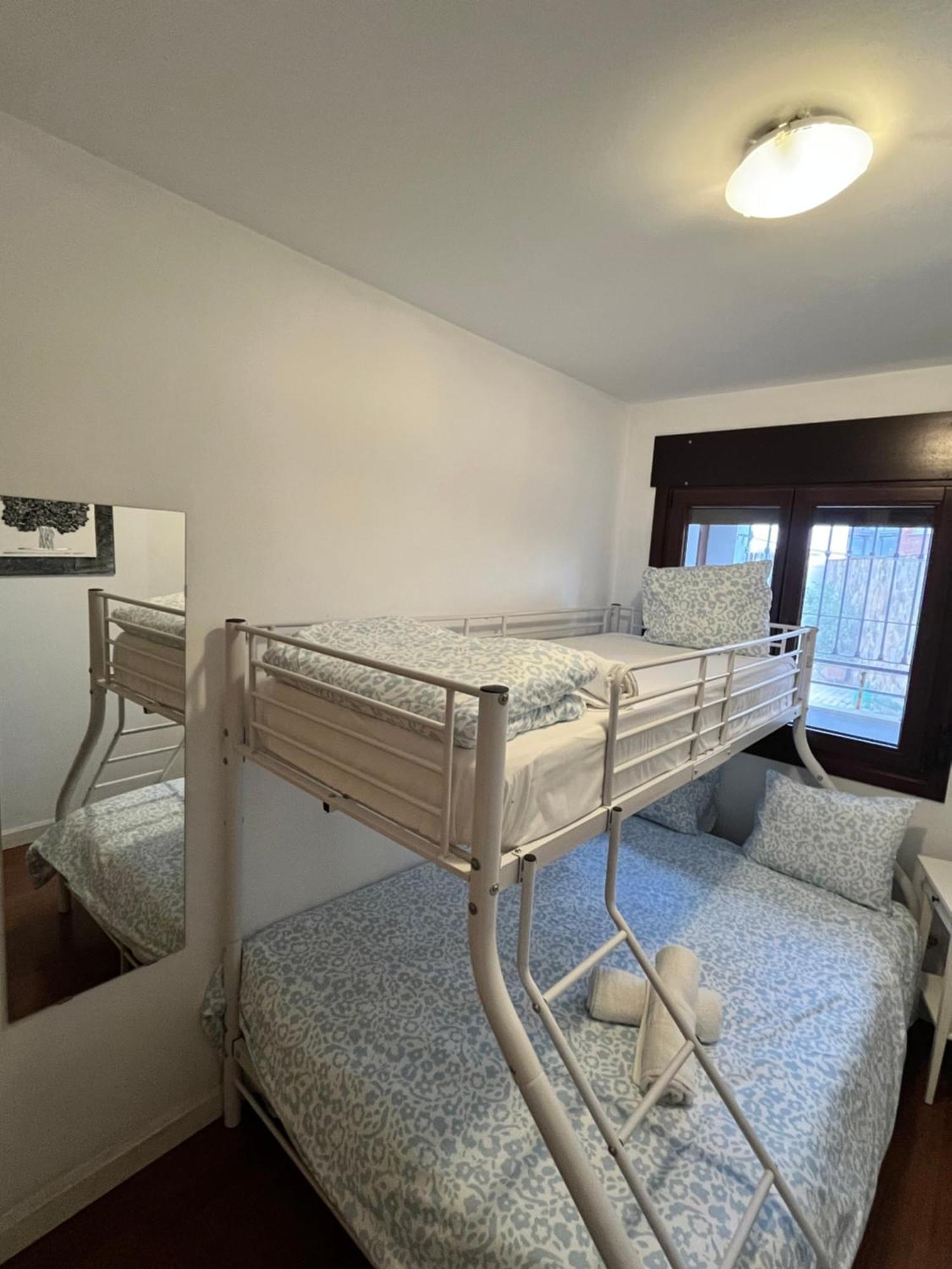El Torcal Luxury Apartment With Free Parking มาลากา ภายนอก รูปภาพ